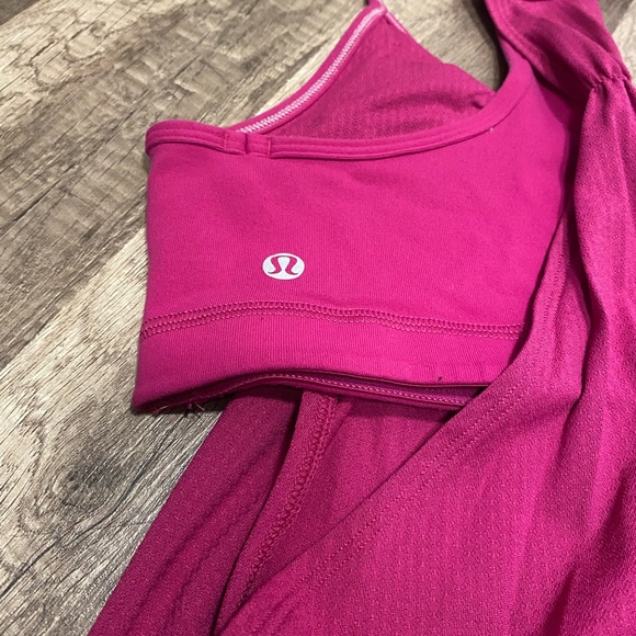Lululemon Raspberry Athletic Top - Size 6 - Picture 6 of 6